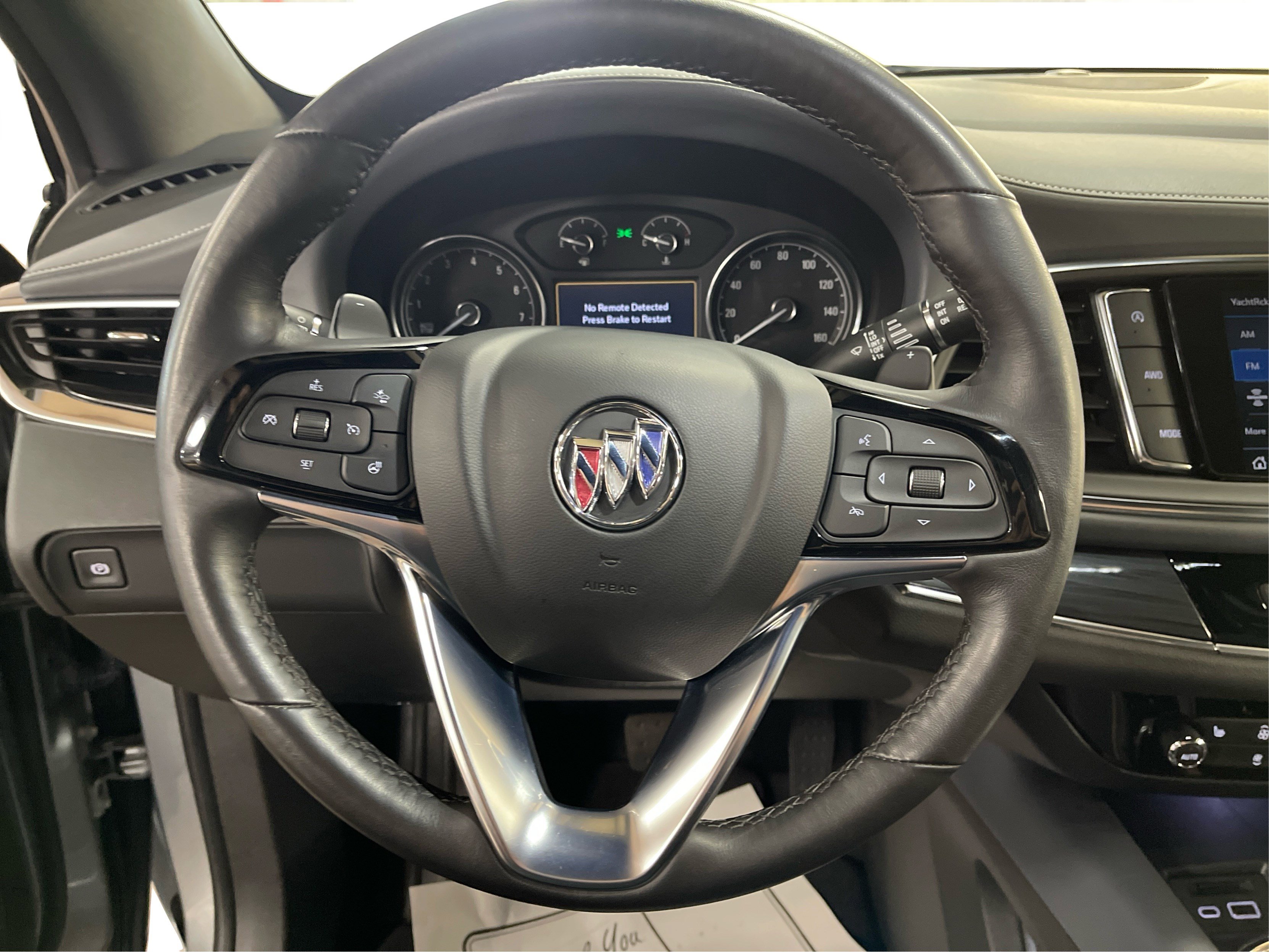 2023 Buick Enclave Essence photo 13