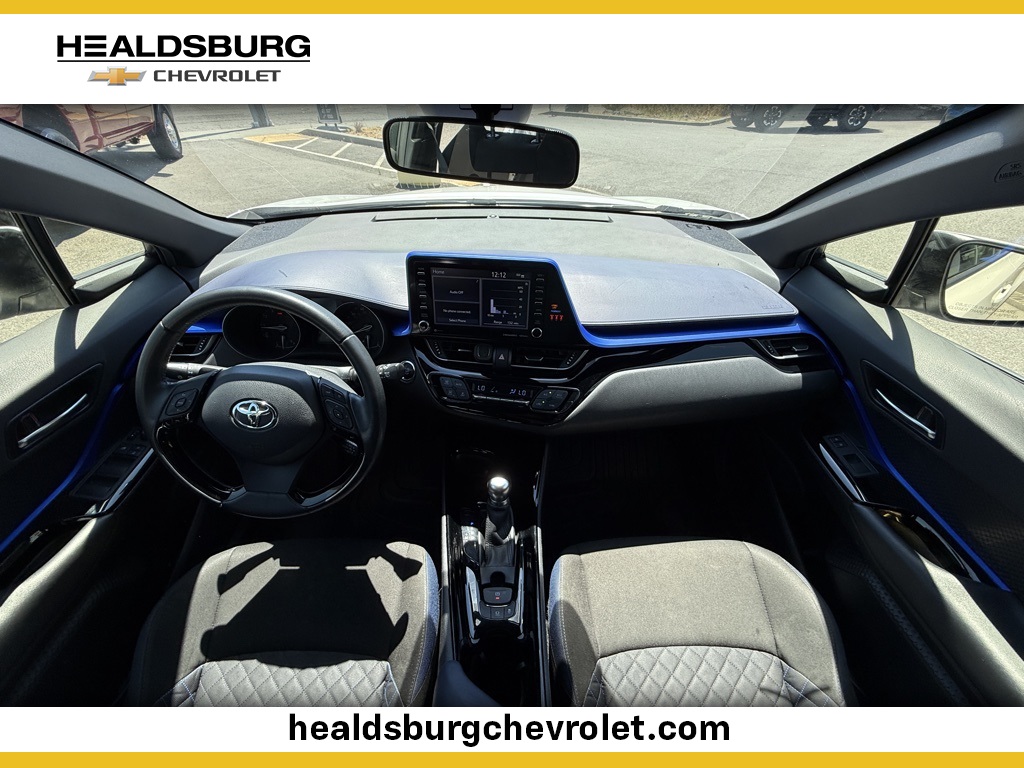 2021 Toyota C-HR XLE photo 11