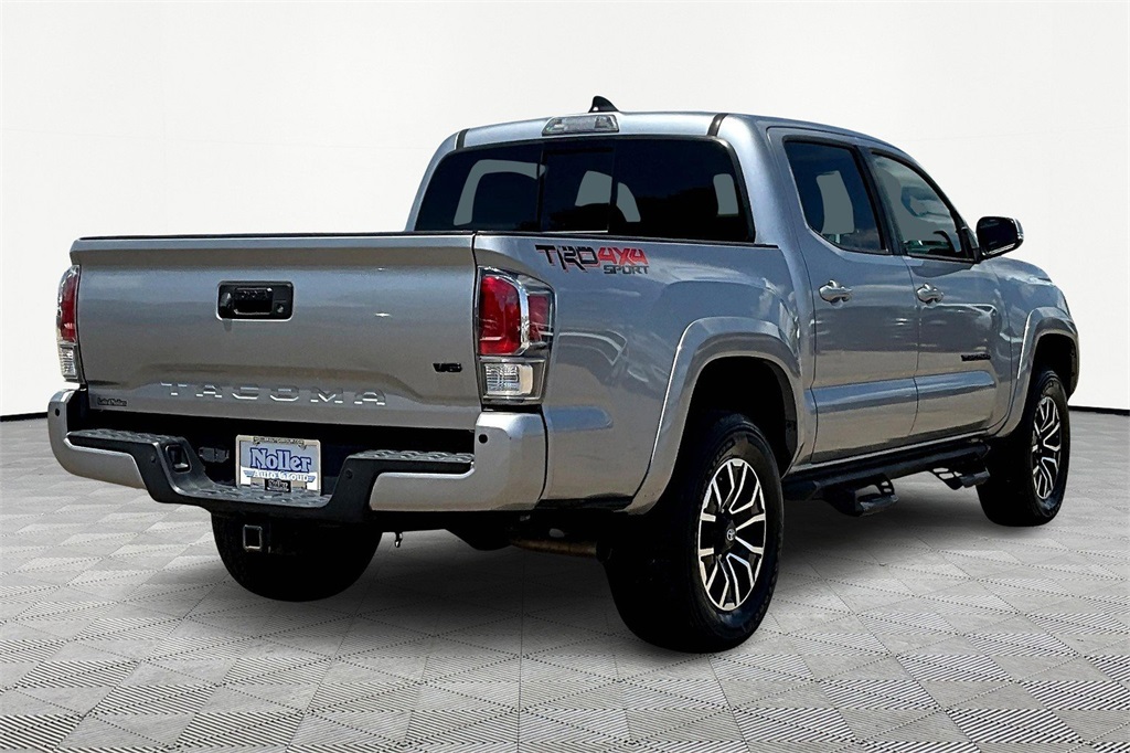 Used 2020 Toyota Tacoma TRD Sport with VIN 3TMCZ5AN1LM315062 for sale in Kansas City