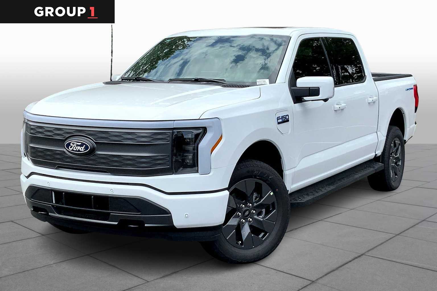 2025 Ford F-150 Lightning Lariat's photo