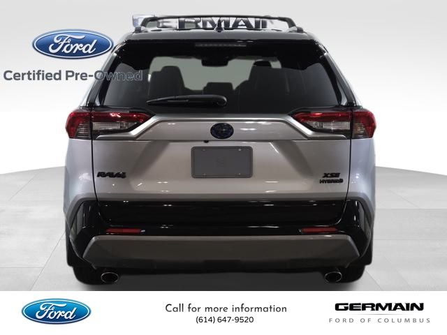 2020 Toyota RAV4 Hybrid XSE photo 5