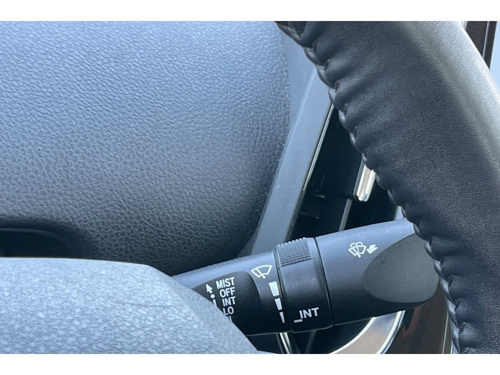 2022 Toyota Prius Prime XLE photo 33