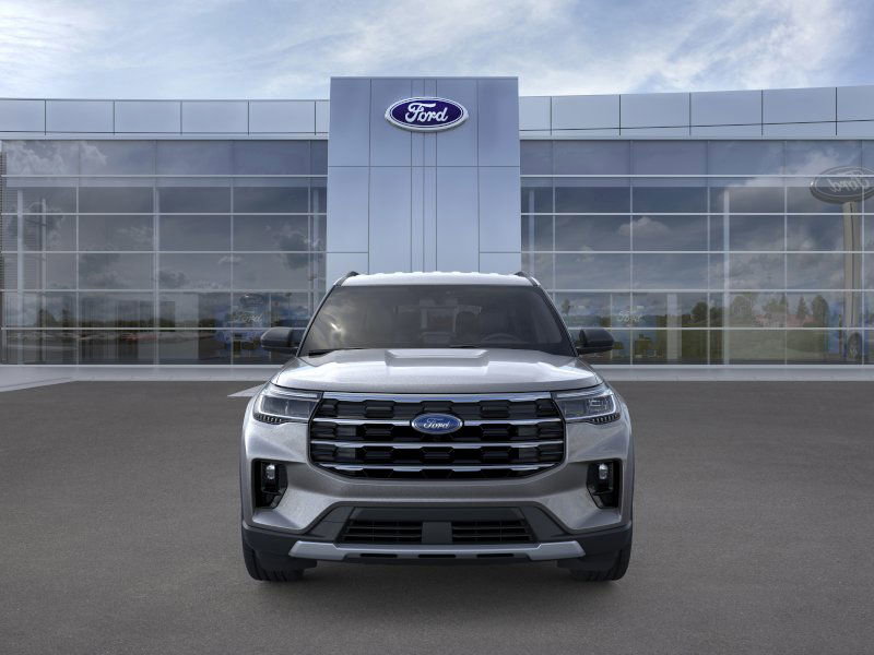 2025 Ford Explorer photo 4