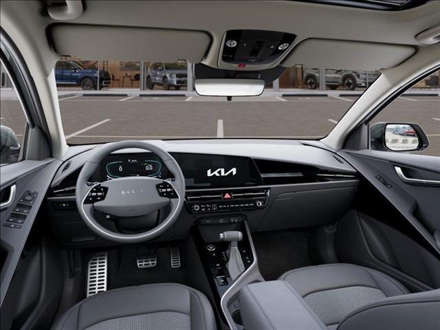 2025 Kia Niro EX Touring photo 13
