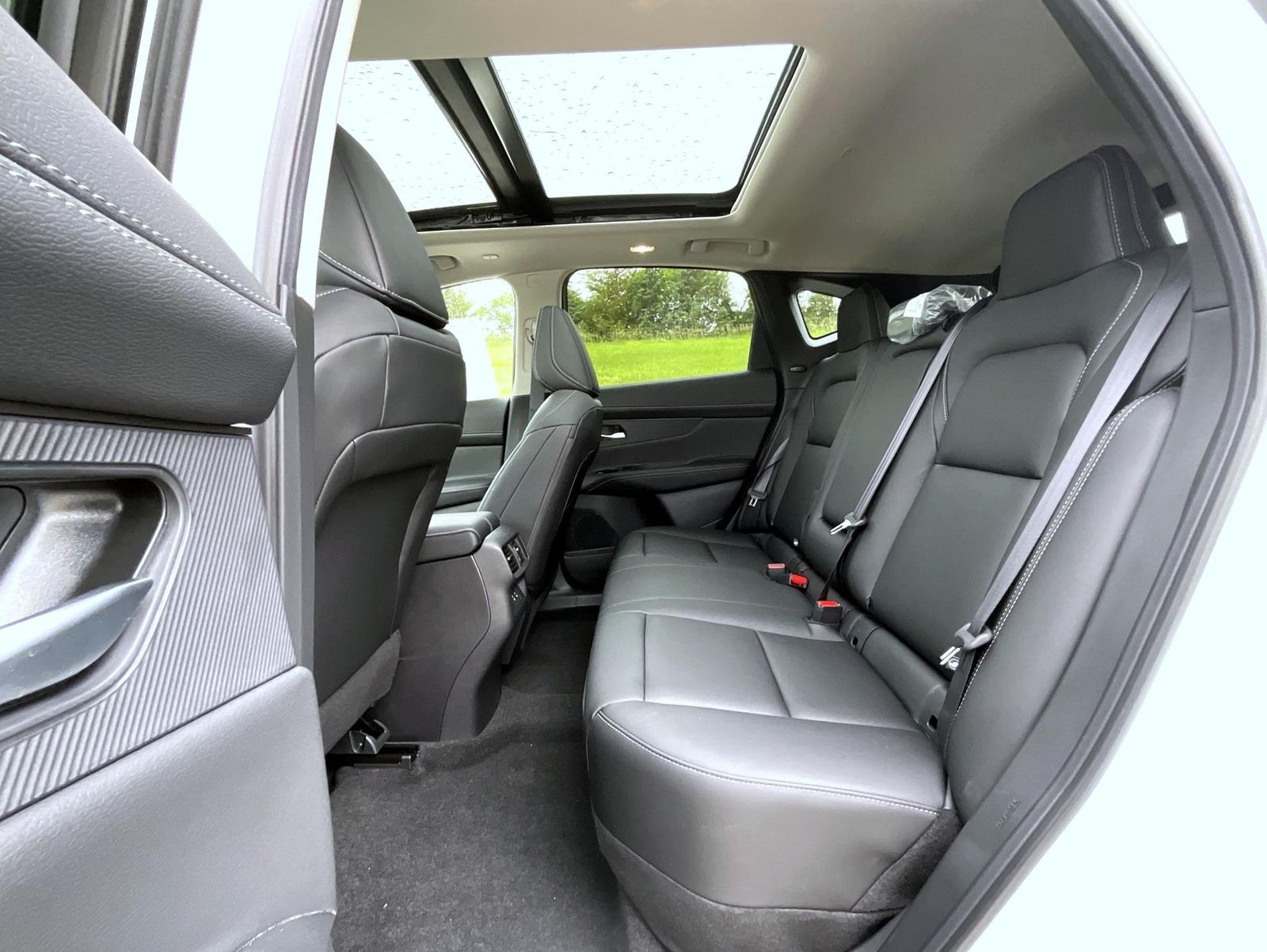 2025 Nissan Murano SL photo 11
