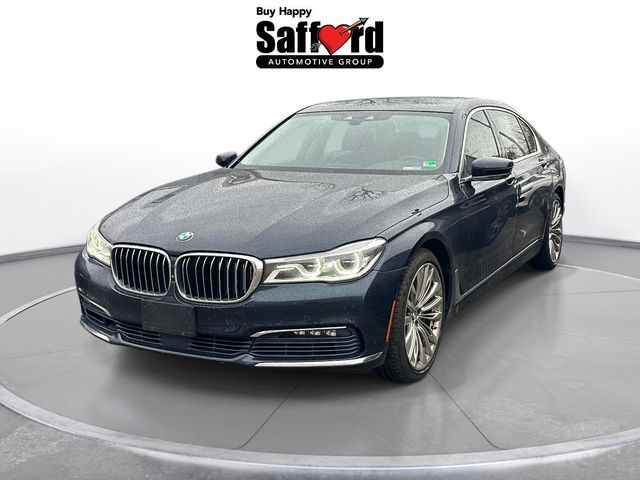 2017 BMW 7 Series 750i's photo