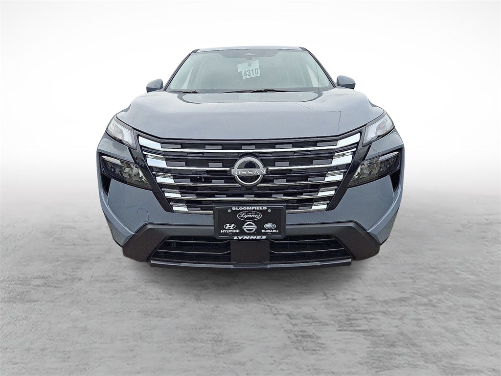 2026 Nissan Rogue SV photo 2