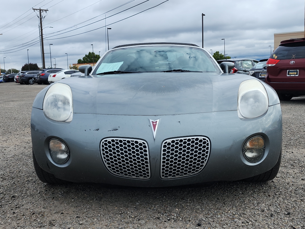2007 Pontiac Solstice Base photo 2