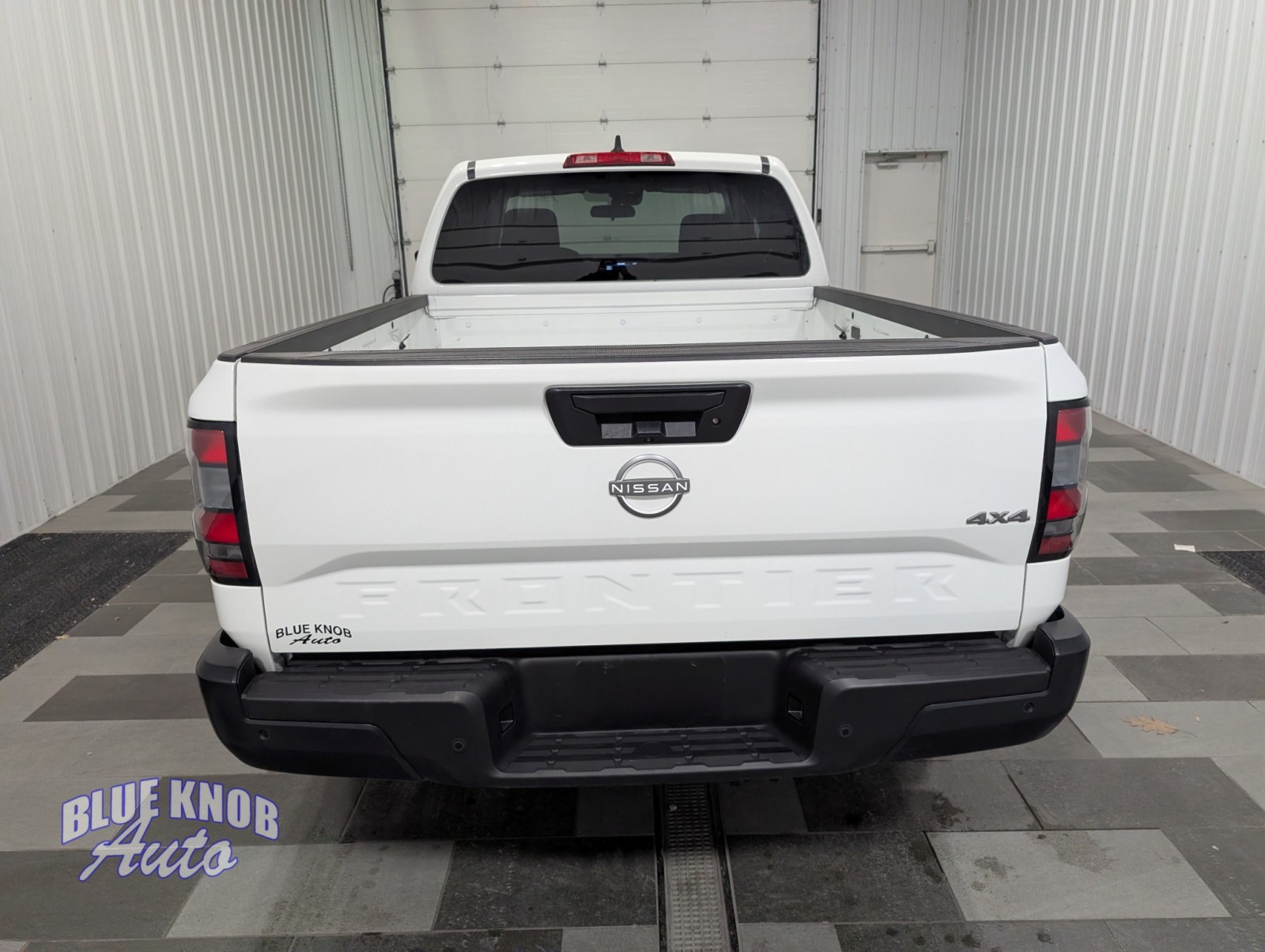 2024 Nissan Frontier S photo 3