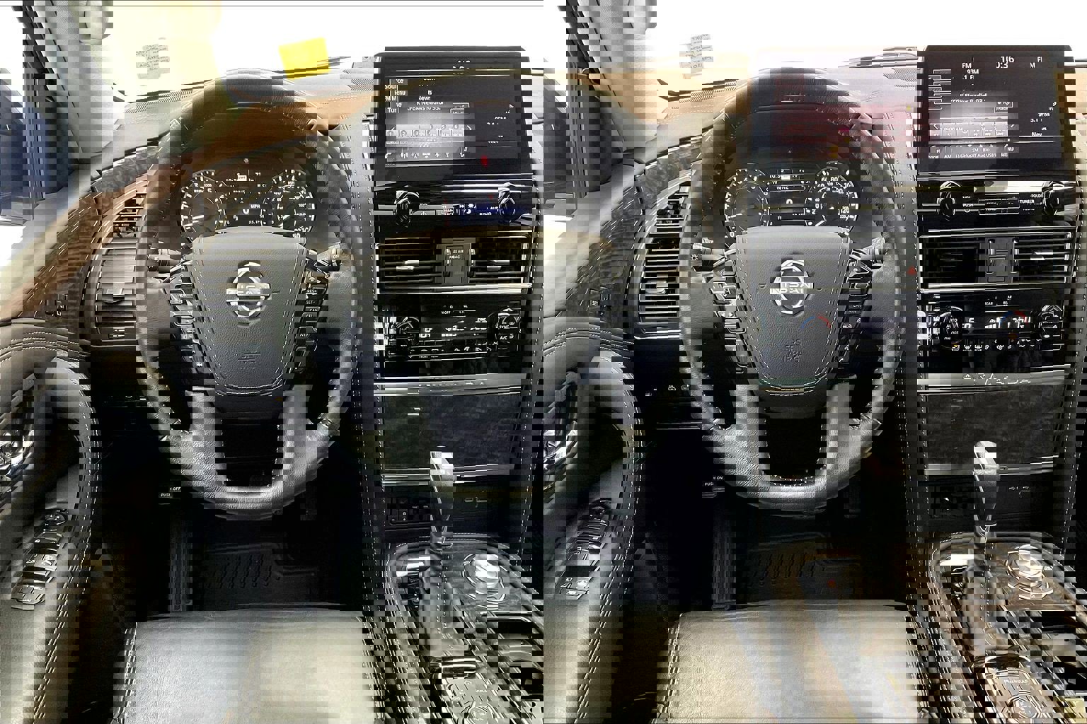 2023 Nissan Armada Platinum photo 3