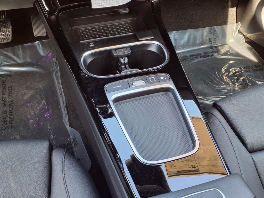 2025 Mercedes Benz CLA 250 4MATIC photo 7