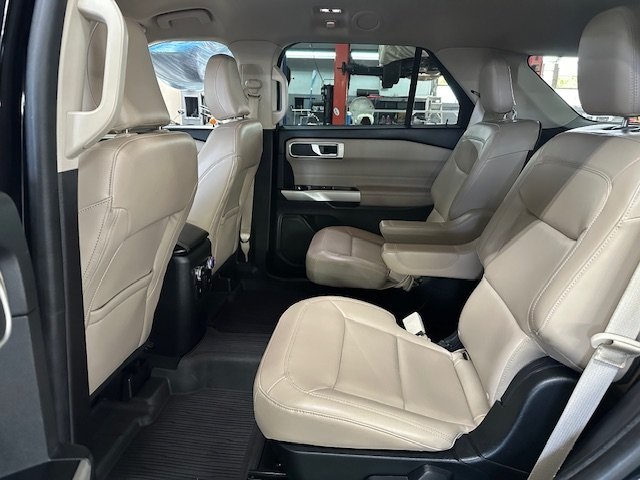 2022 Ford Explorer XLT photo 8