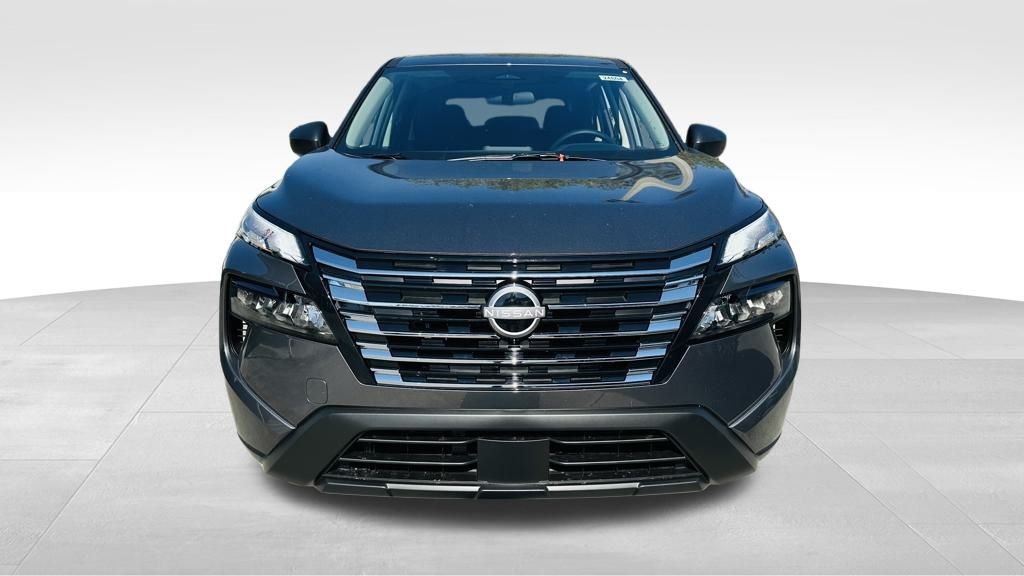 2026 Nissan Rogue S photo 2