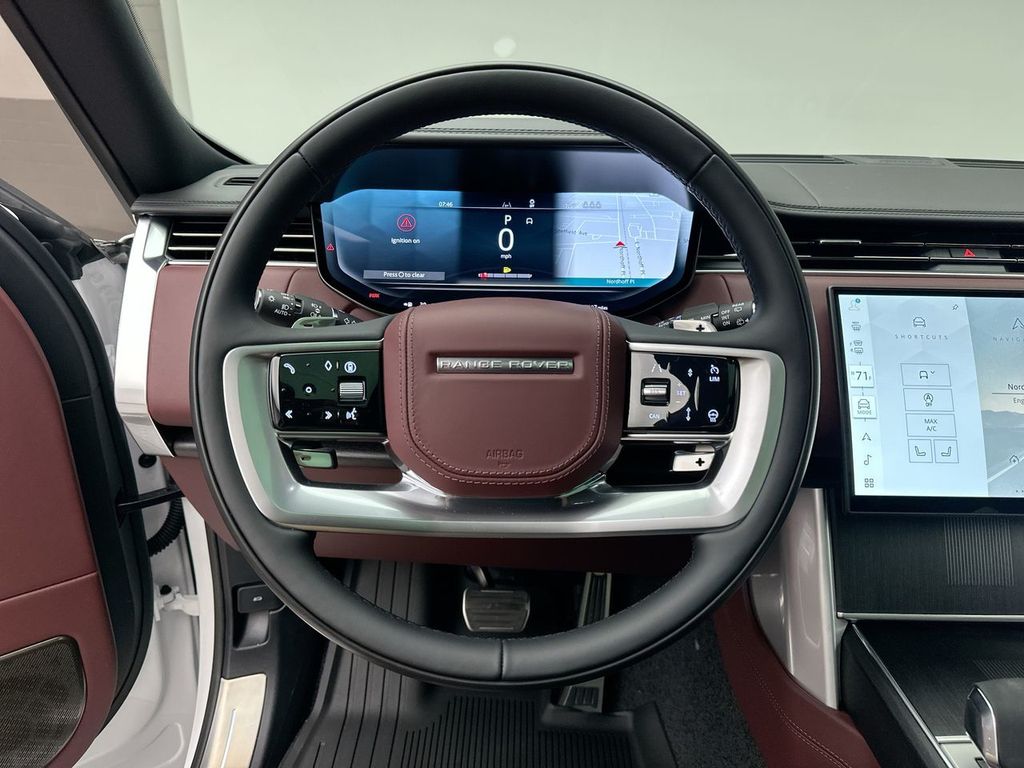 2025 Land Rover Range Rover Autobiography photo 12