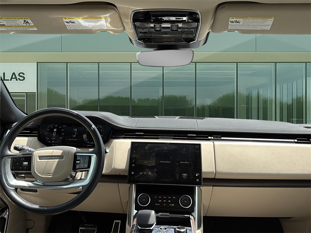 2023 Land Rover Range Rover SE photo 14