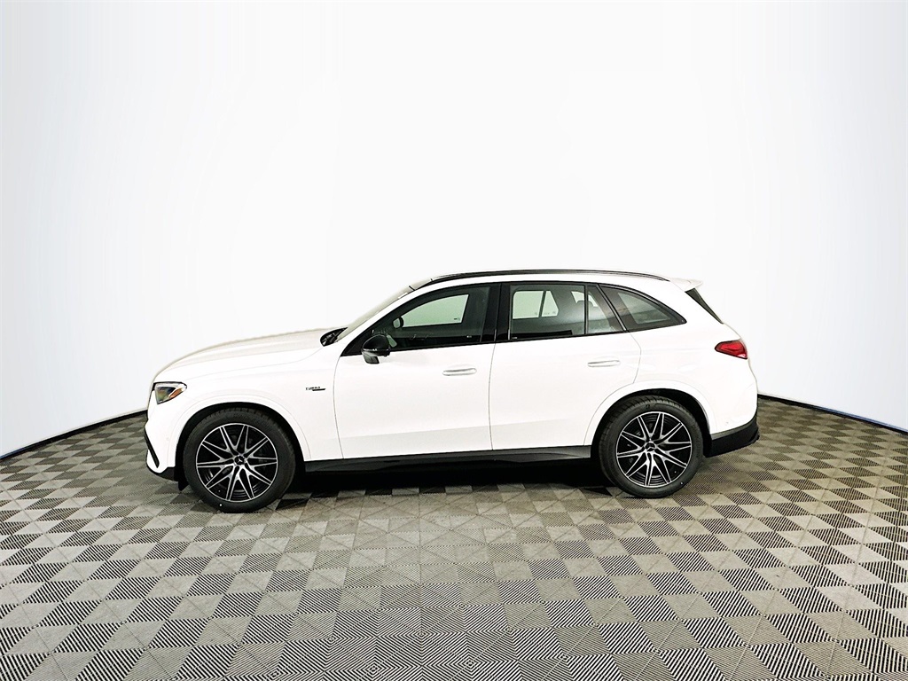 2026 Mercedes Benz GLC 43 AMG 4MATIC photo 2