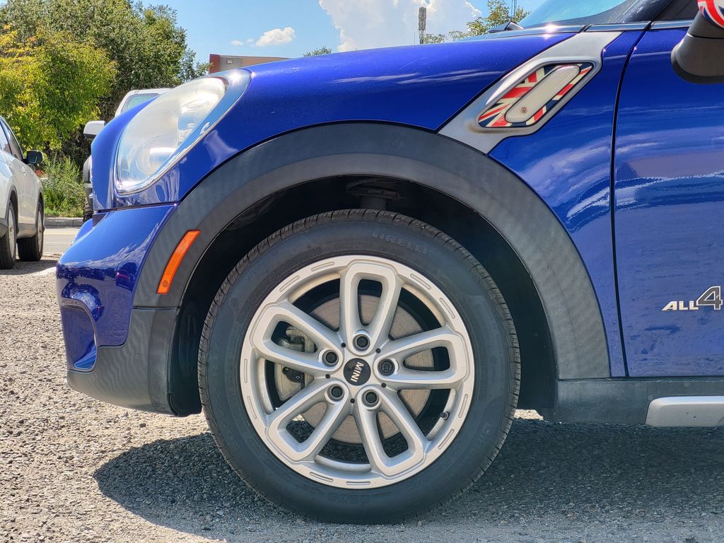 2015 Mini Countryman S ALL4 photo 9