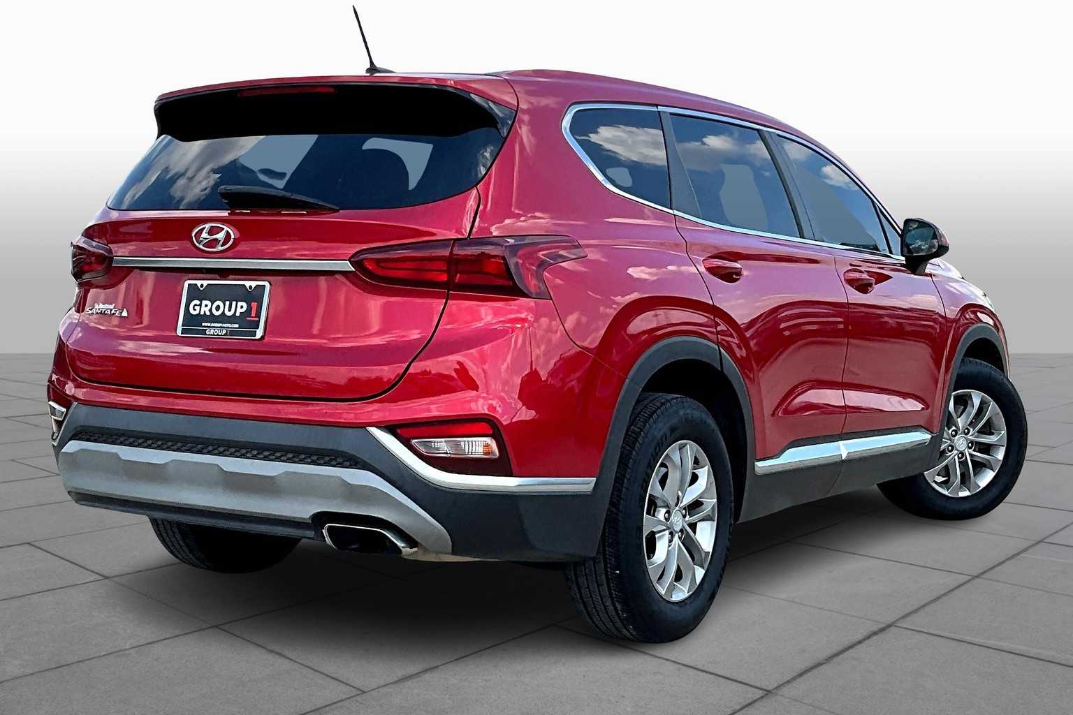 2020 Hyundai Santa Fe SE photo 11
