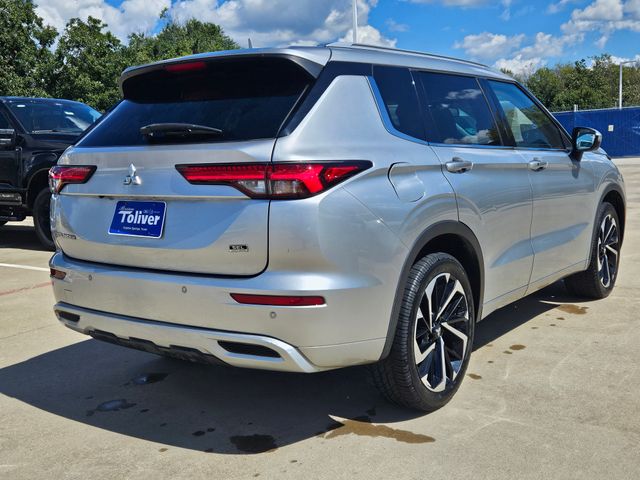 2022 Mitsubishi Outlander SEL photo 4