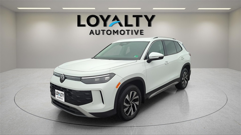 2025 Volkswagen Tiguan S's photo