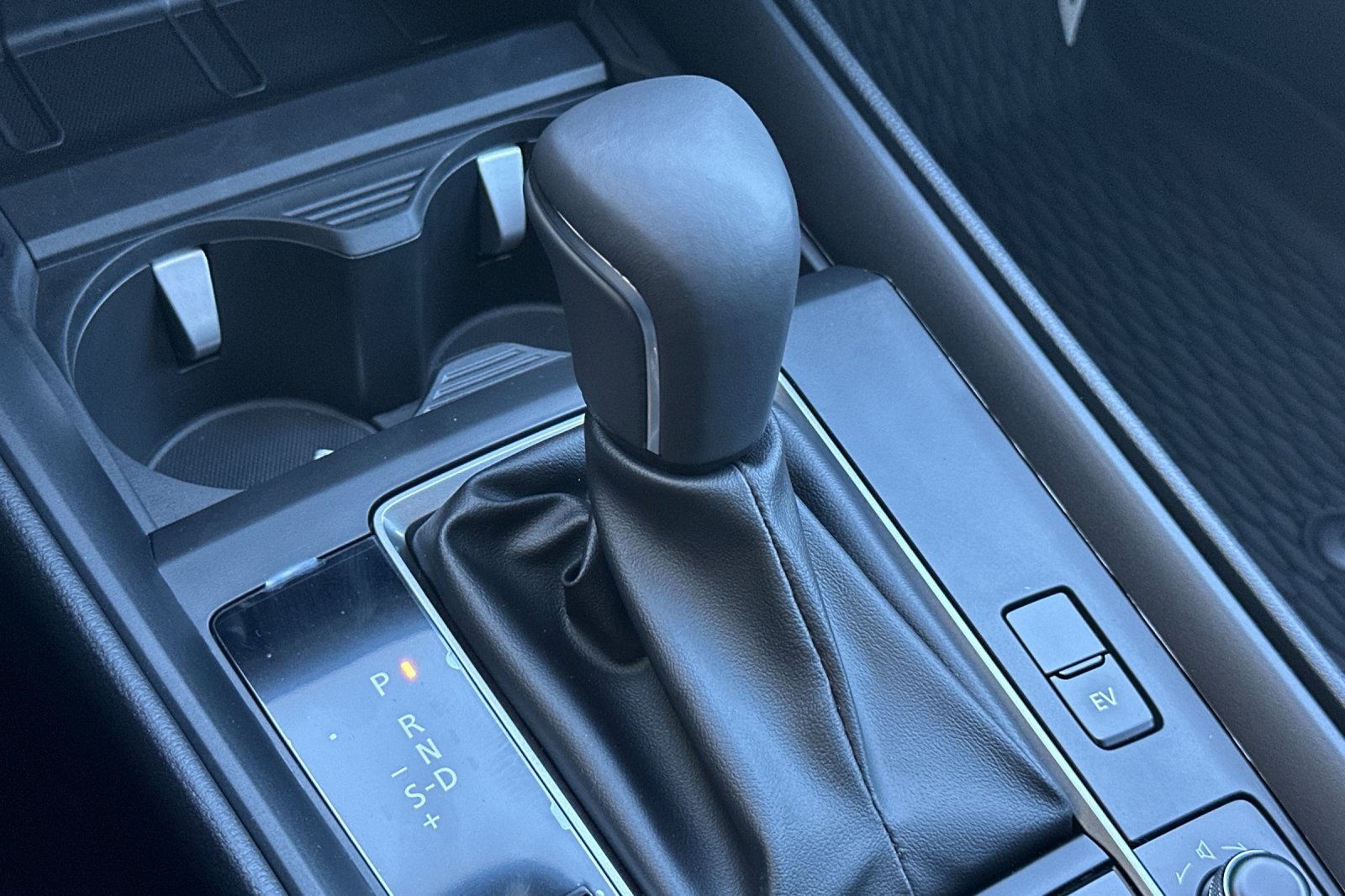 2025 Mazda CX-50 Preferred photo 20