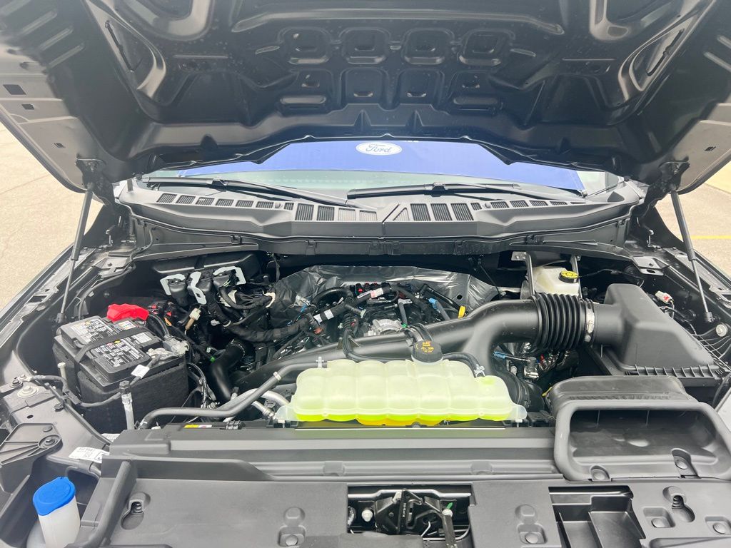 2025 Ford F-150 STX photo 28