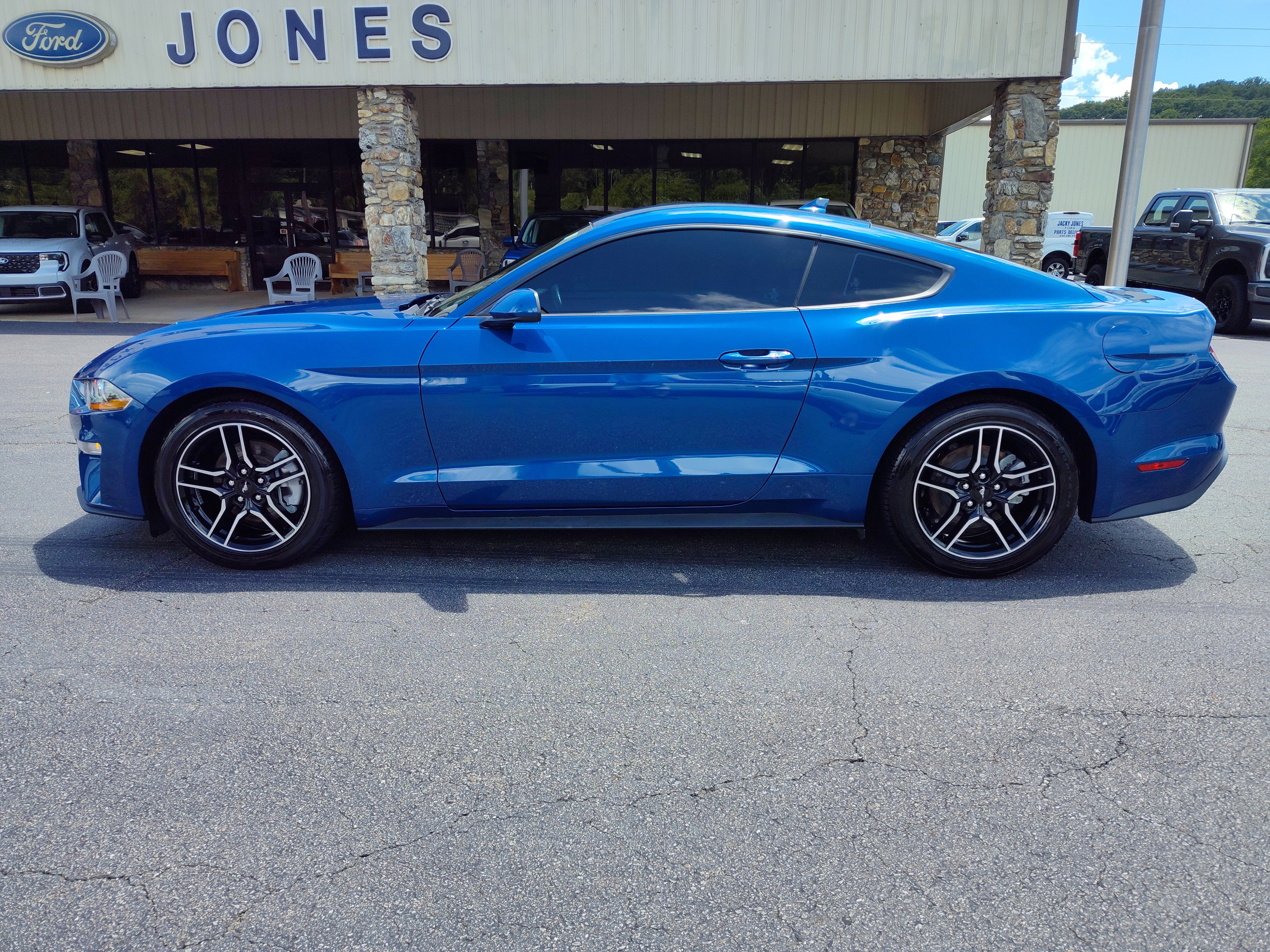 2023 Ford Mustang EcoBoost