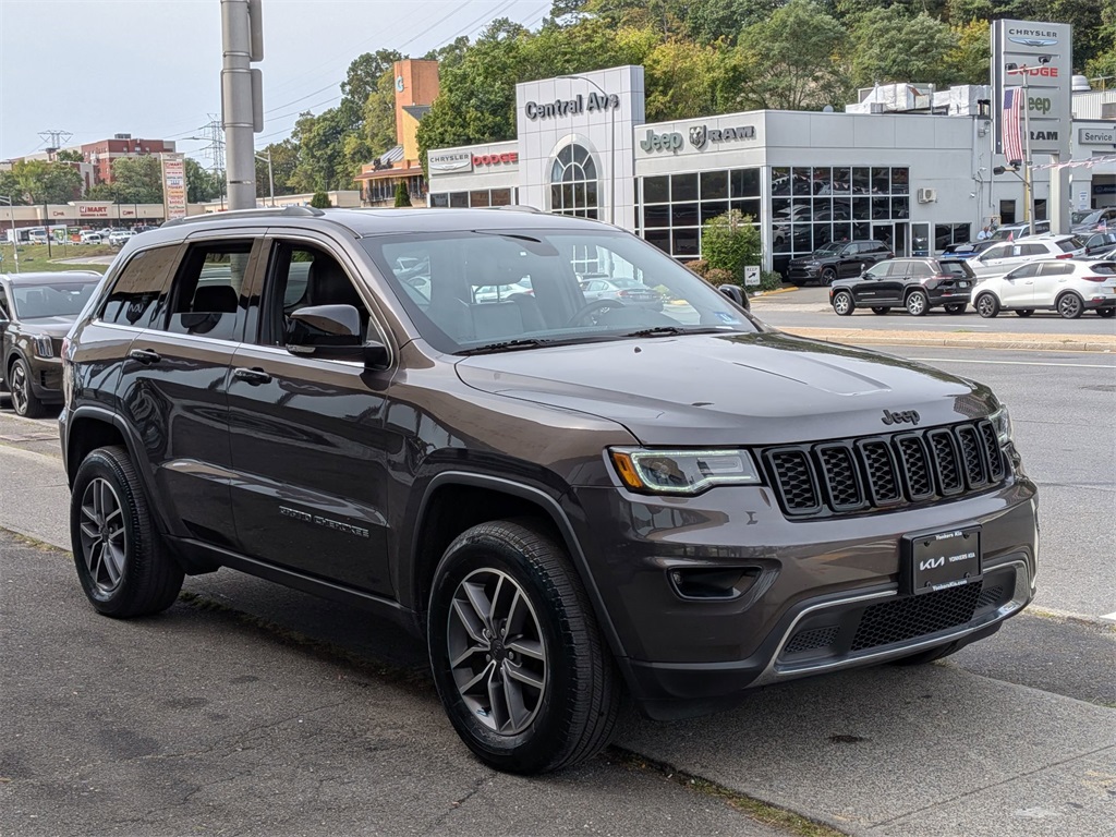 2020 Jeep Grand Cherokee Limited photo 2