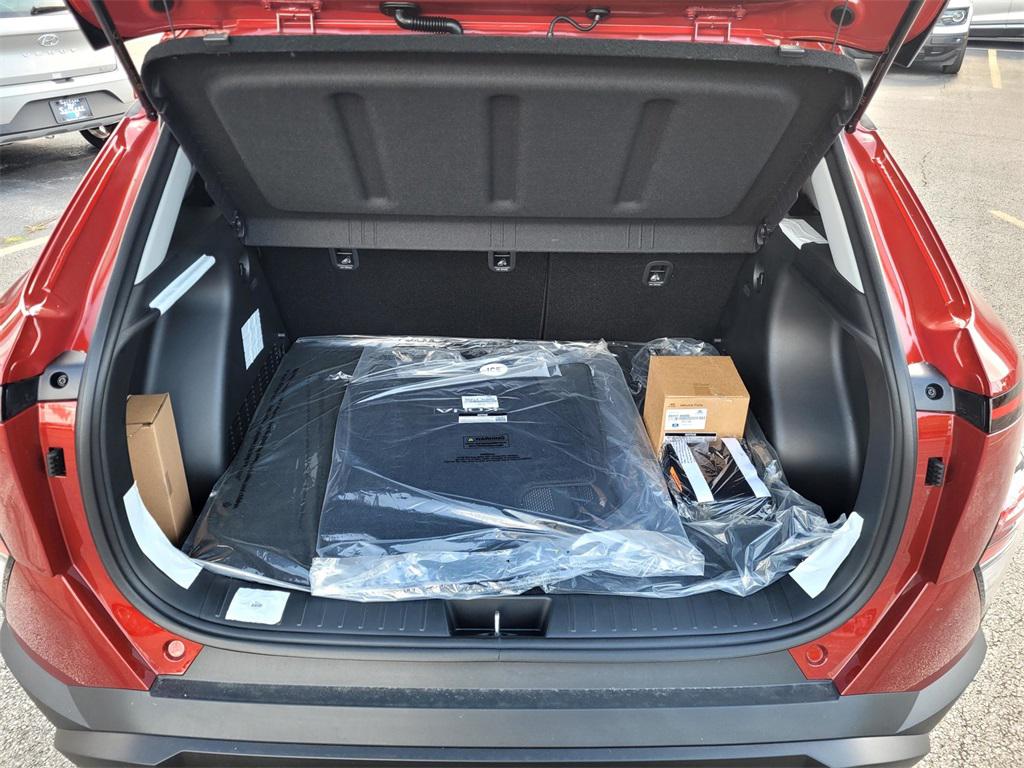 2026 Hyundai Kona SEL photo 15