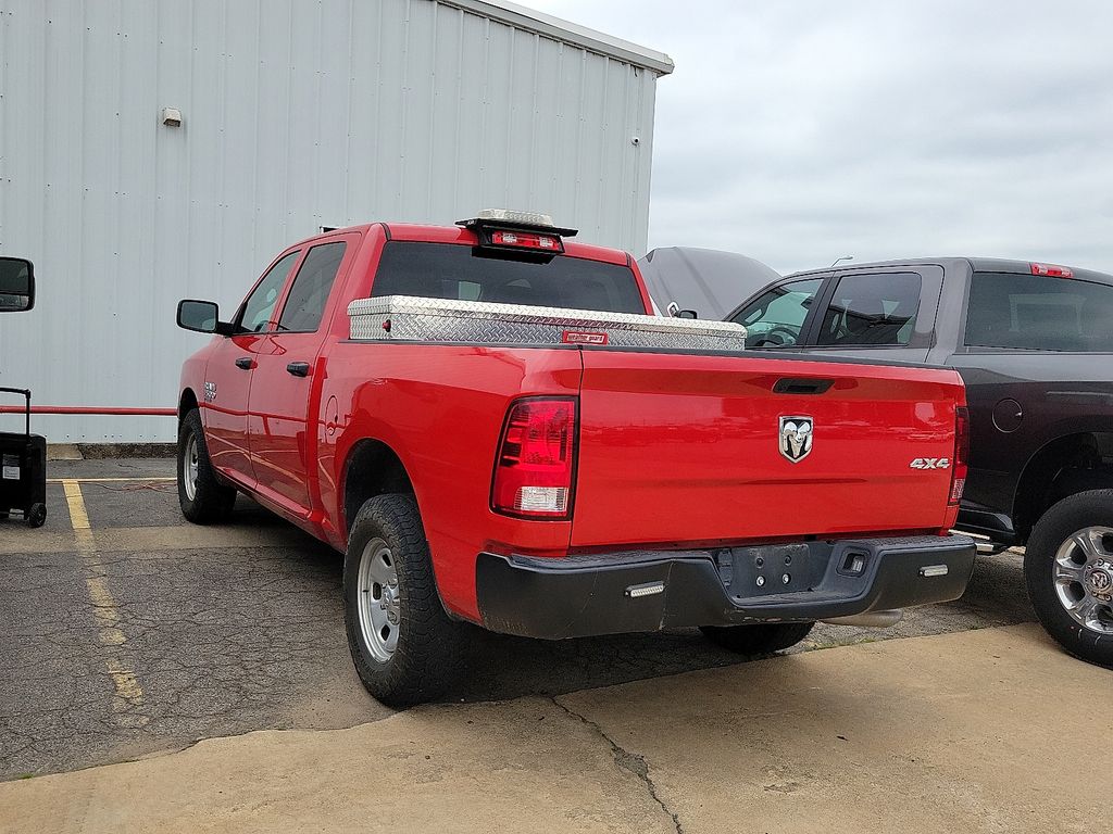 2022 Ram 1500 Classic Tradesman photo 3
