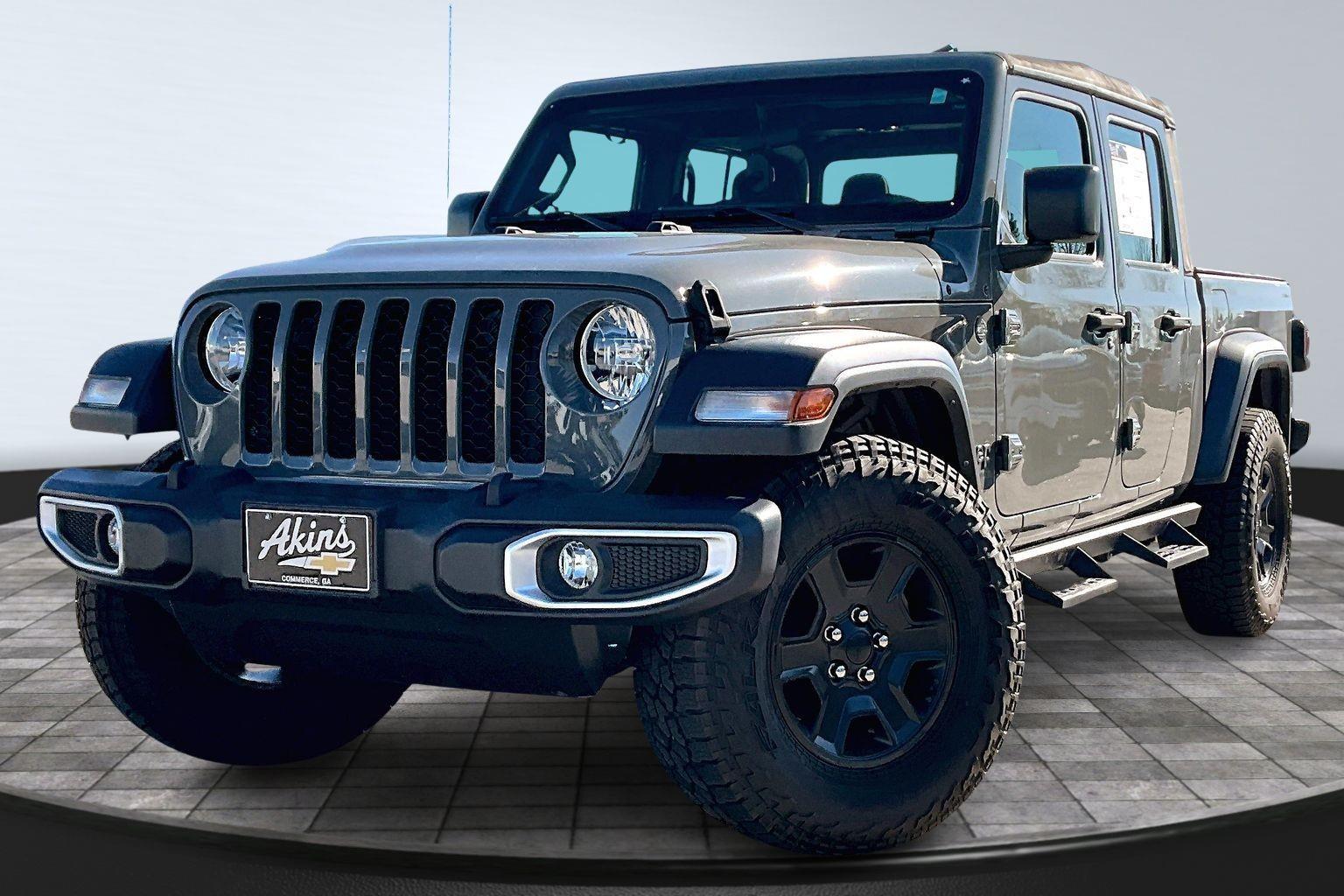 2023 Jeep Gladiator Sport's photo