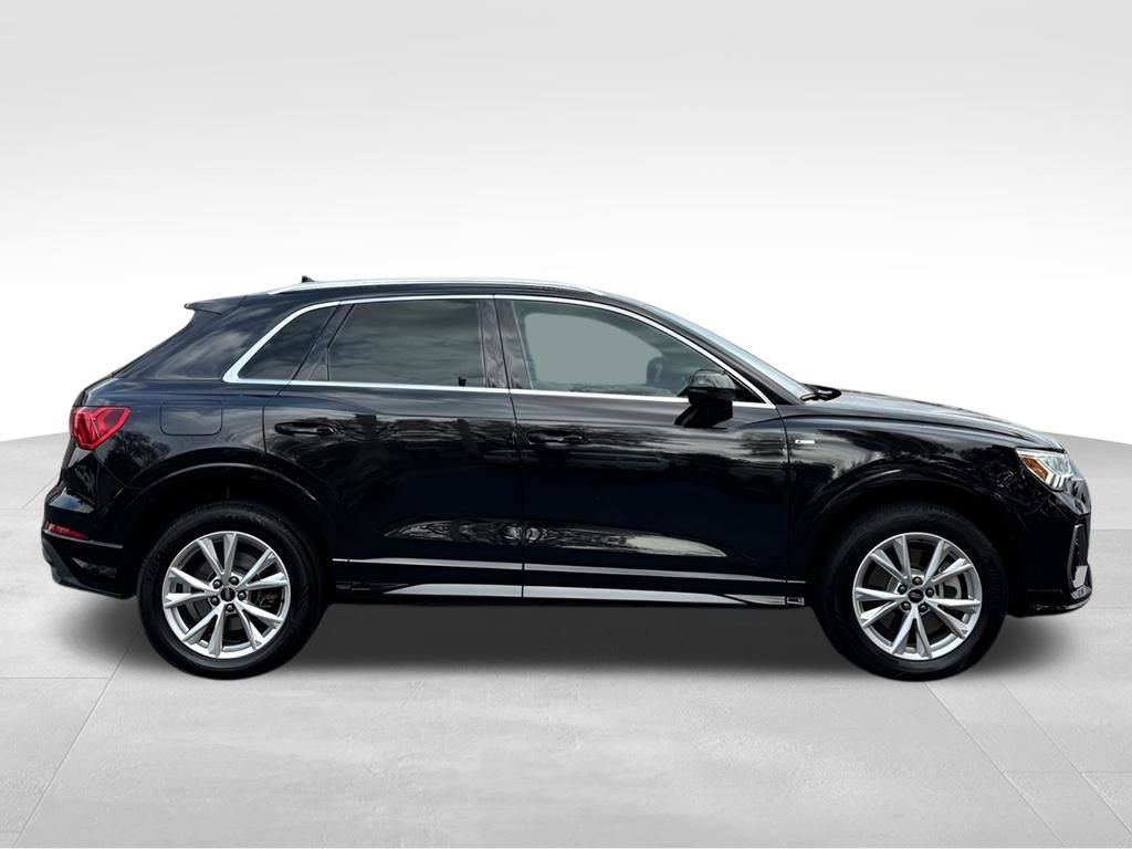 2023 Audi Q3 Premium S line photo 4