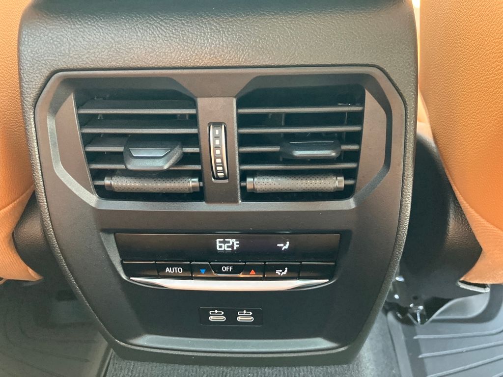 2025 Bmw 330i photo 27