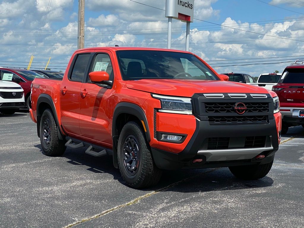 2025 Nissan Frontier PRO-X photo 2
