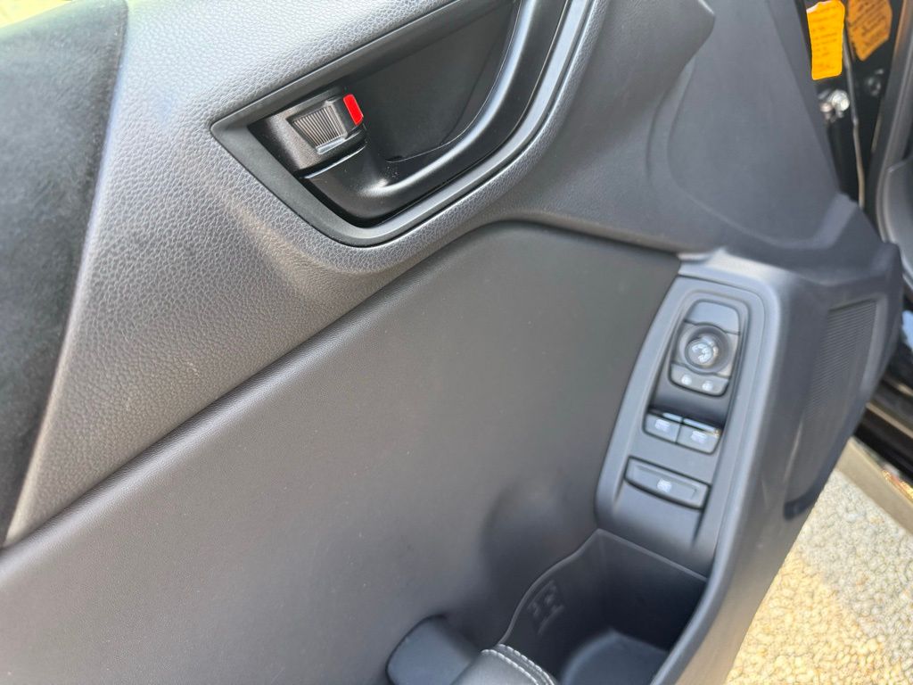 2023 Toyota GR86 Premium photo 11