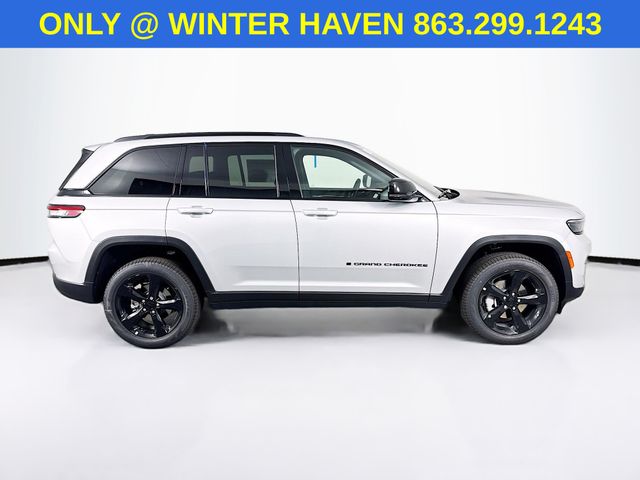 2025 Jeep Grand Cherokee Limited photo 4