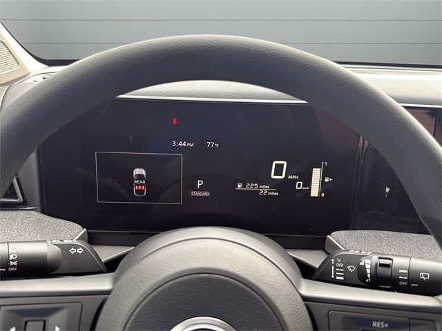 2025 Nissan Kicks SV photo 15