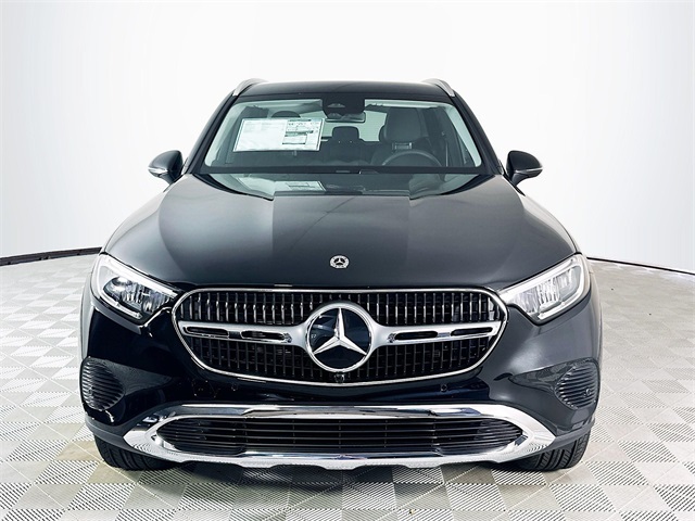 2025 Mercedes Benz GLC 350e 4MATIC photo 2