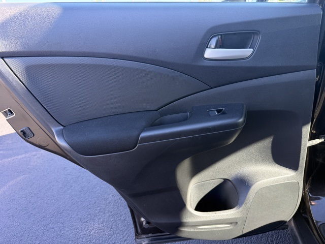 2013 Honda CR-V LX photo 24