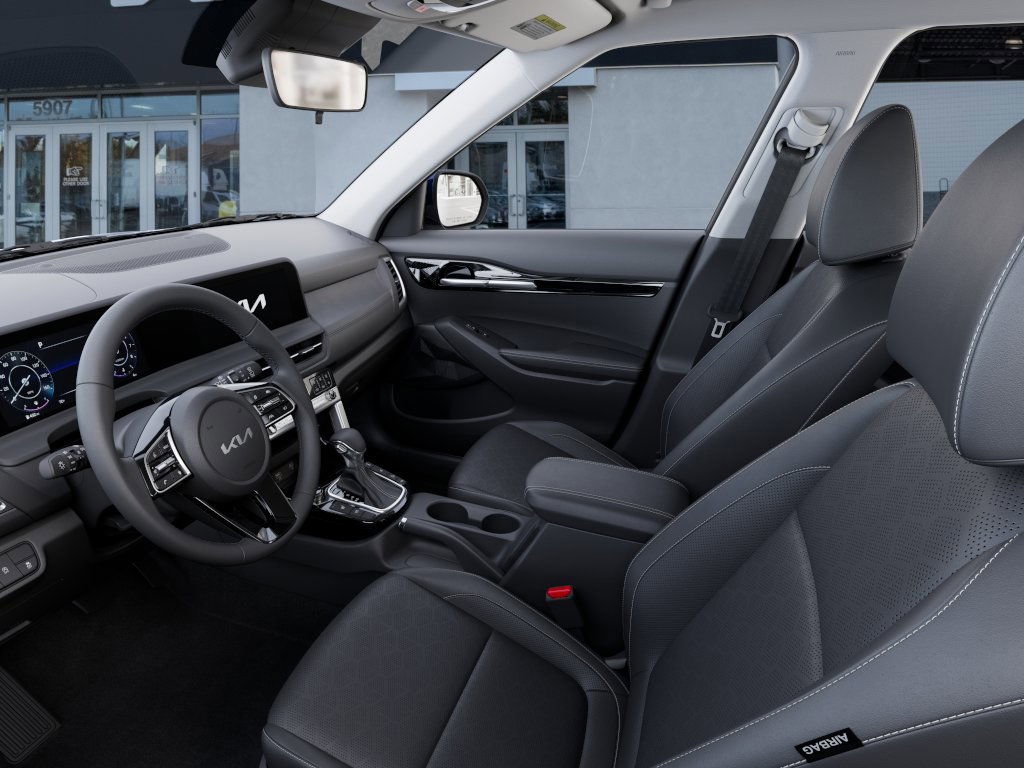 2025 Kia Seltos EX photo 14