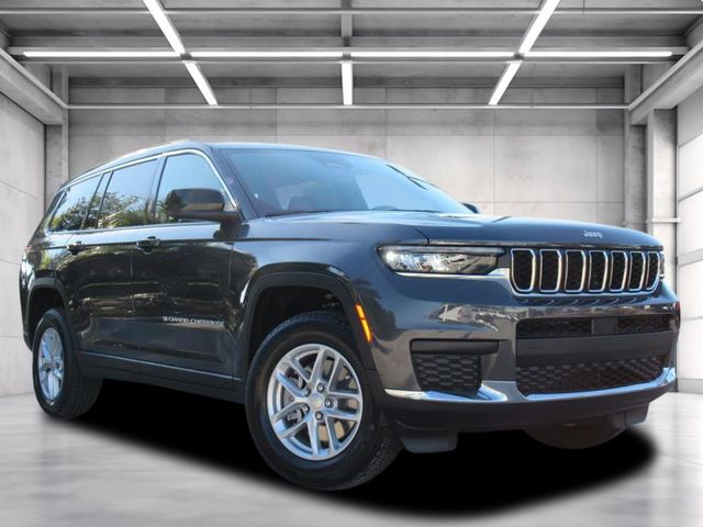 2025 Jeep Grand Cherokee L Laredo's photo
