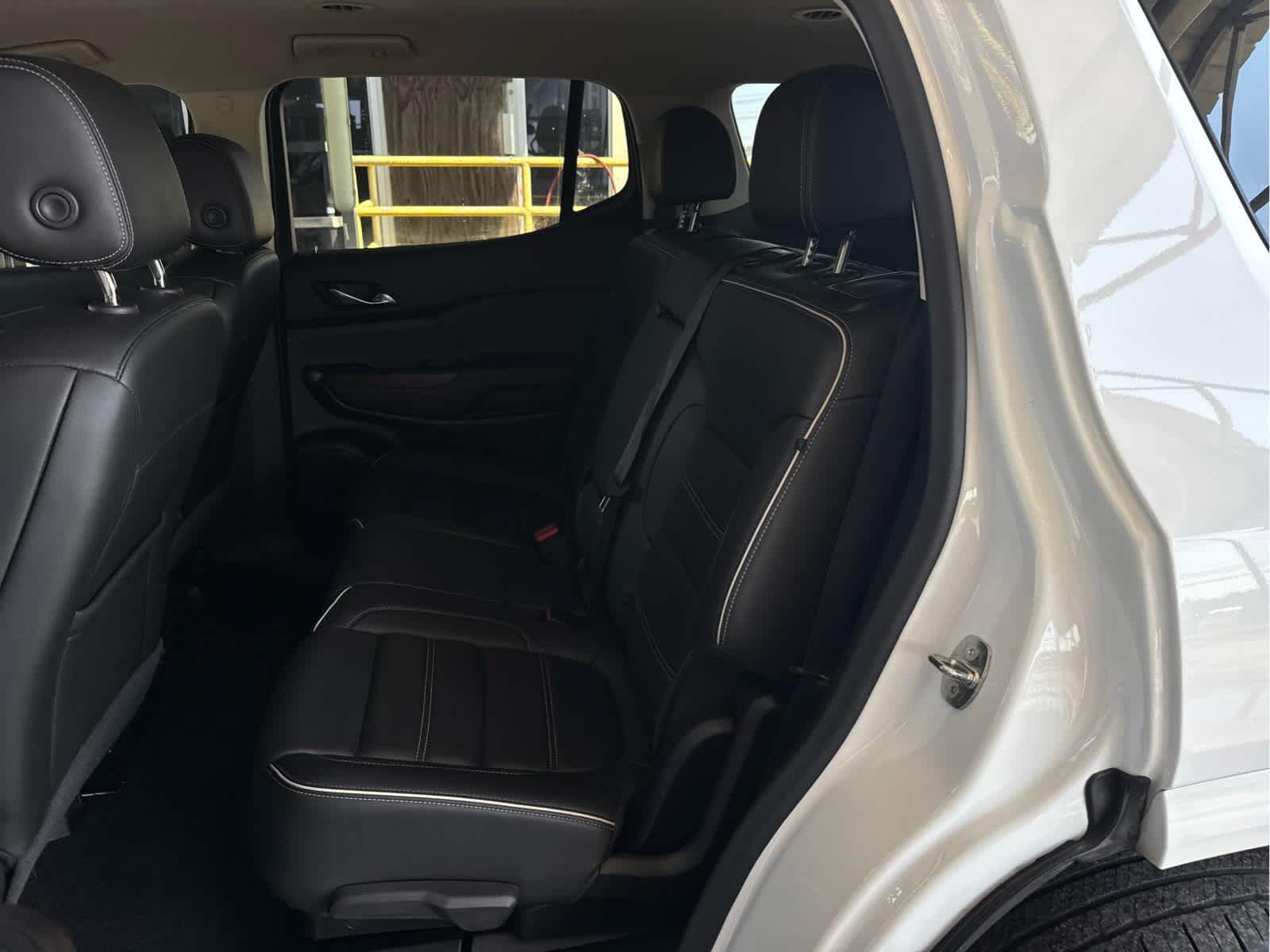2023 Gmc Acadia Denali photo 7