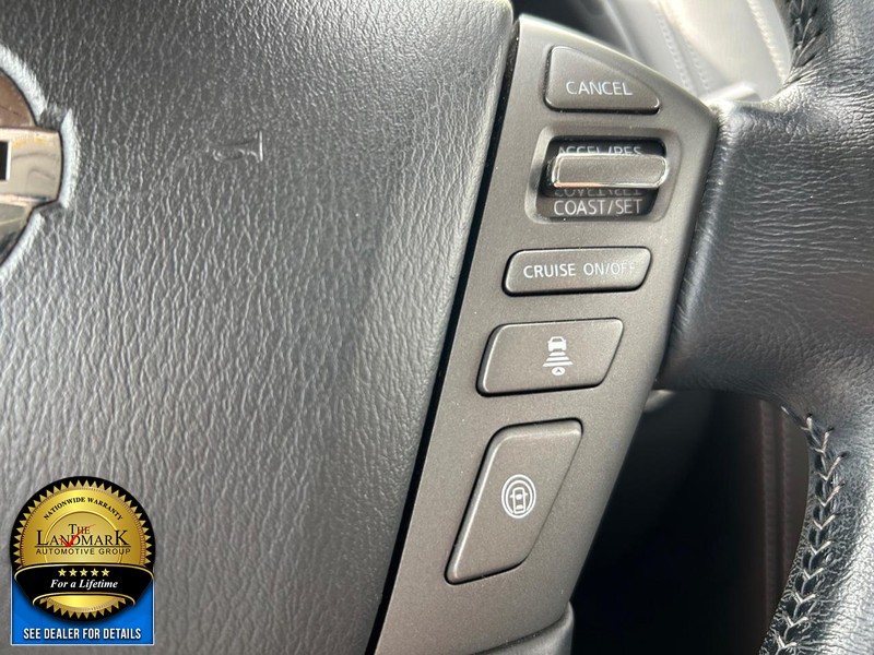 2020 Nissan Armada SL photo 6
