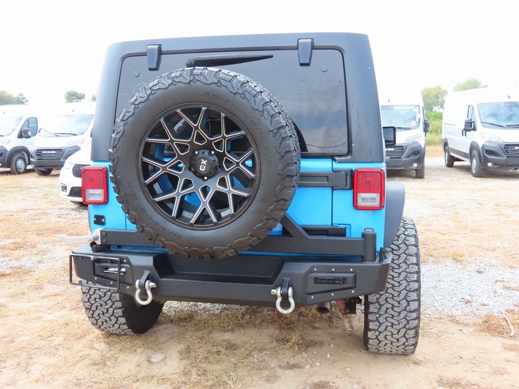 2017 Jeep Wrangler Unlimited Rubicon photo 6