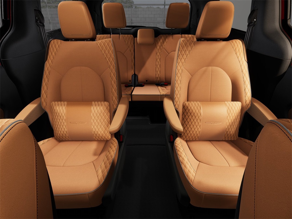 2026 Chrysler Pacifica Pinnacle photo 19