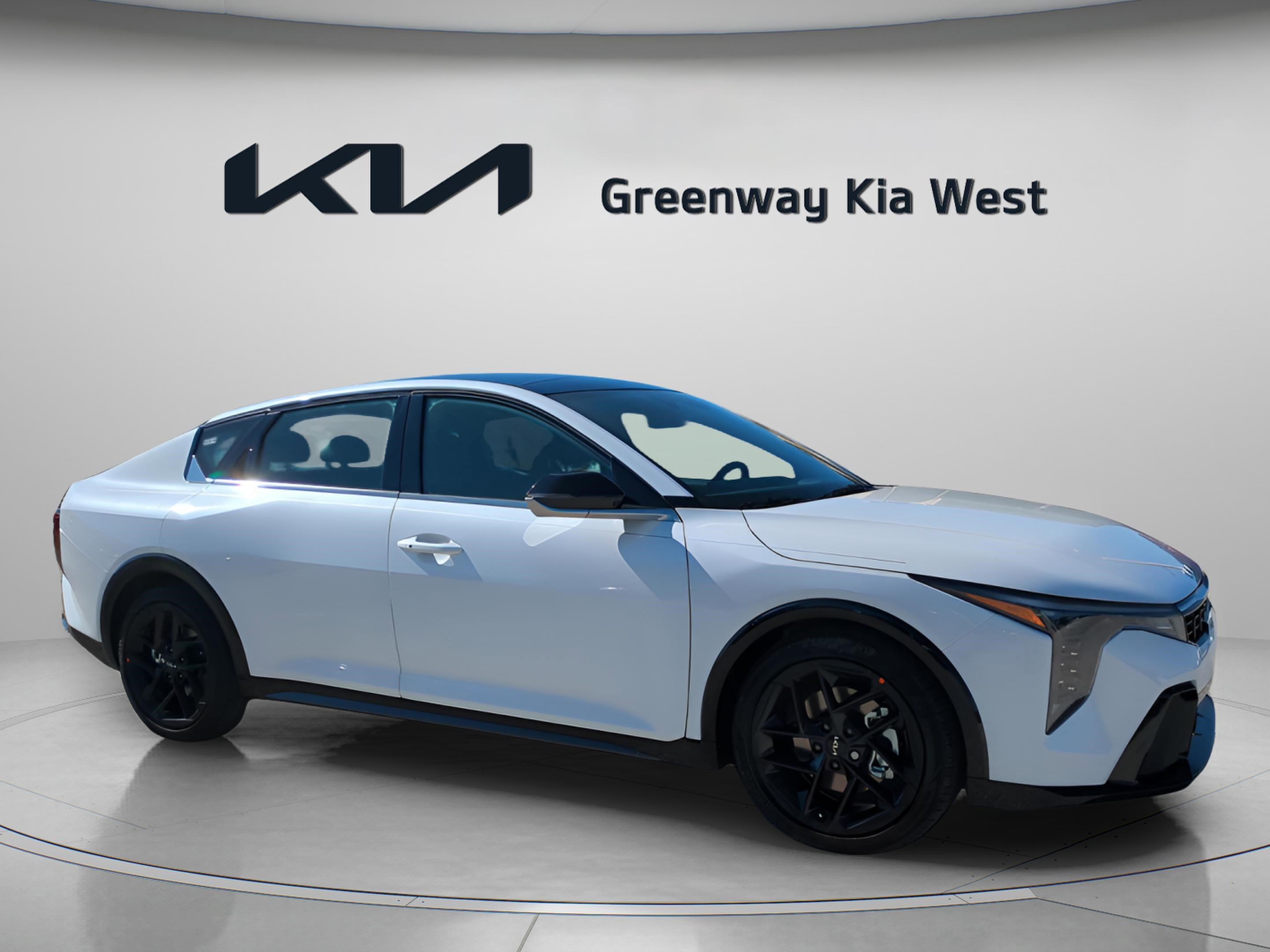 2025 Kia K4 GT-Line Turbo's photo