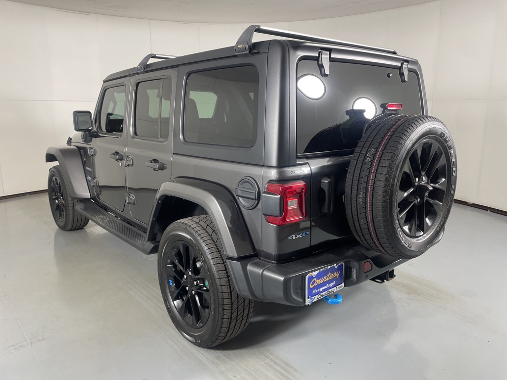 2022 Jeep Wrangler Unlimited Sahara 4xe photo 6