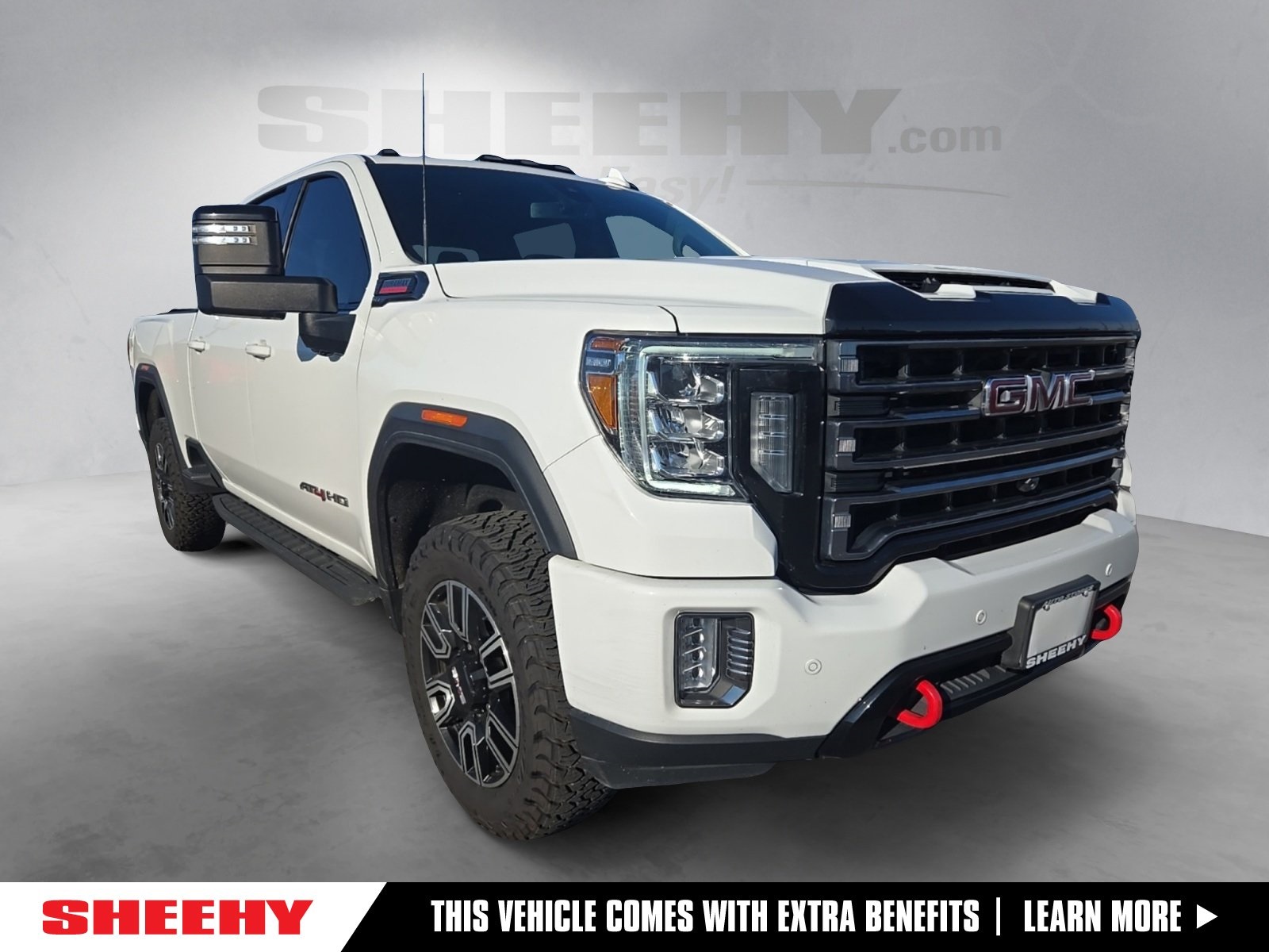 2023 GMC Sierra 2500HD AT4's photo