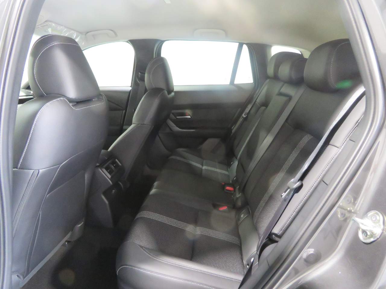 2025 Mazda CX-50 Preferred photo 10