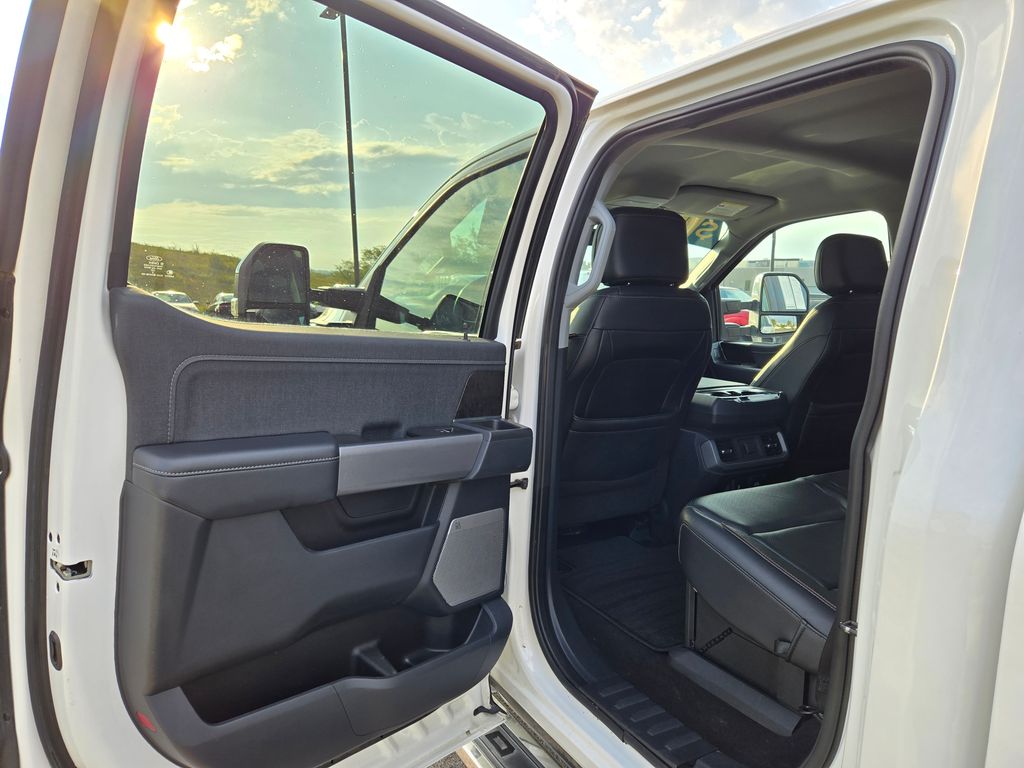 2022 Ford F-150 Lariat photo 23